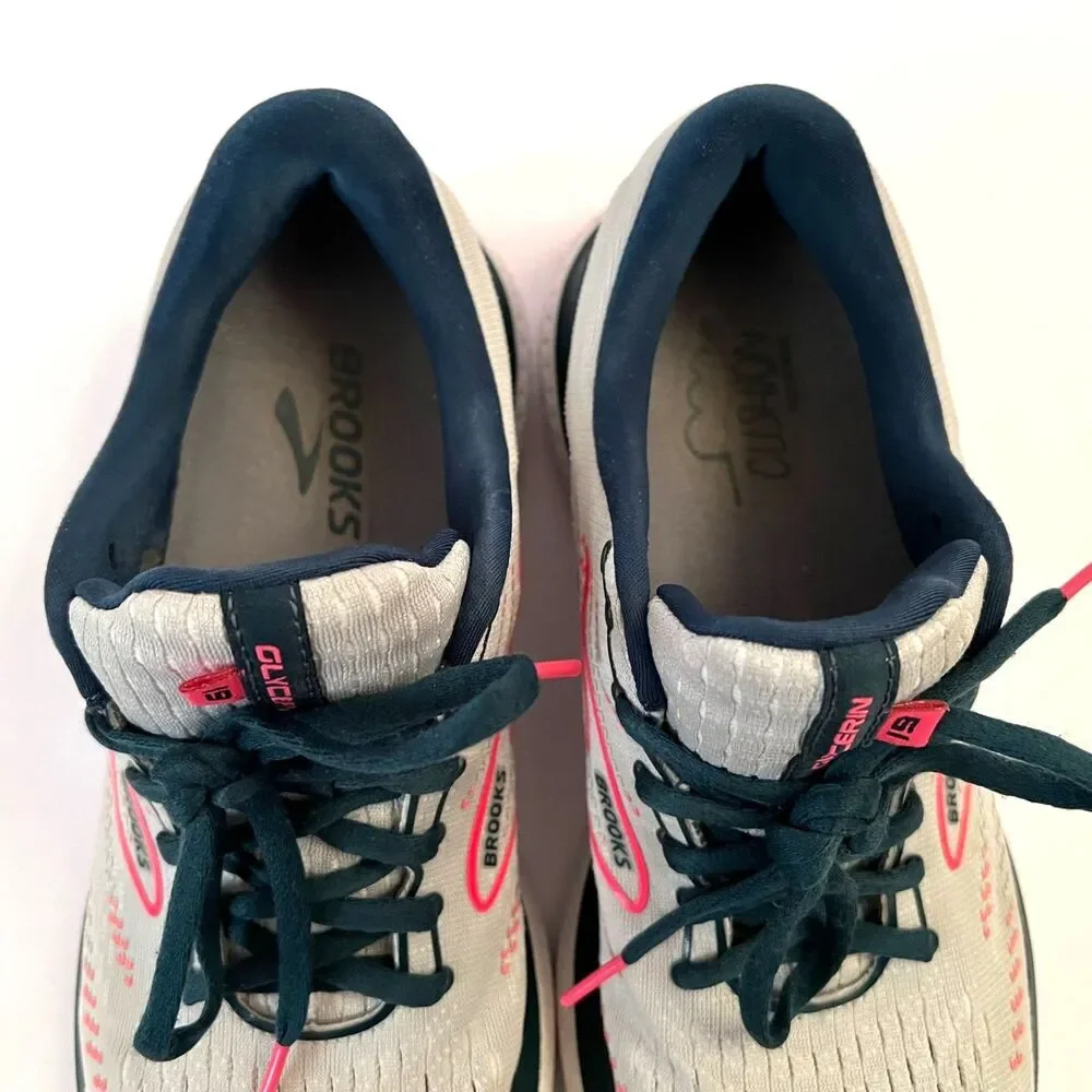 Brooks some wear